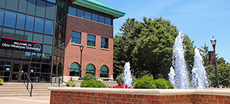 Hamilton-Williams Campus Center and Fountain